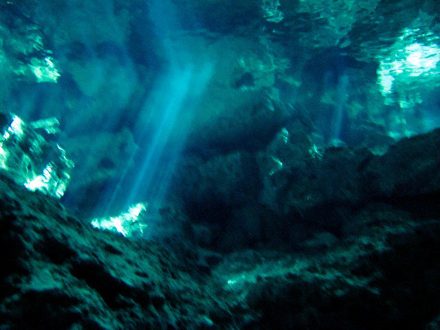 Diving Caves - Dive Center in Mexico
